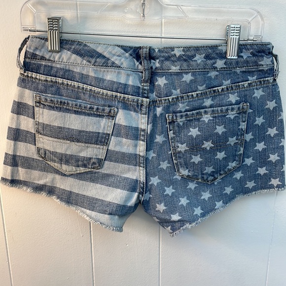 ARIZONA JEAN CO. Stars & Stripes Daisy Dukes Short shorts Distressed - Picture 2 of 12